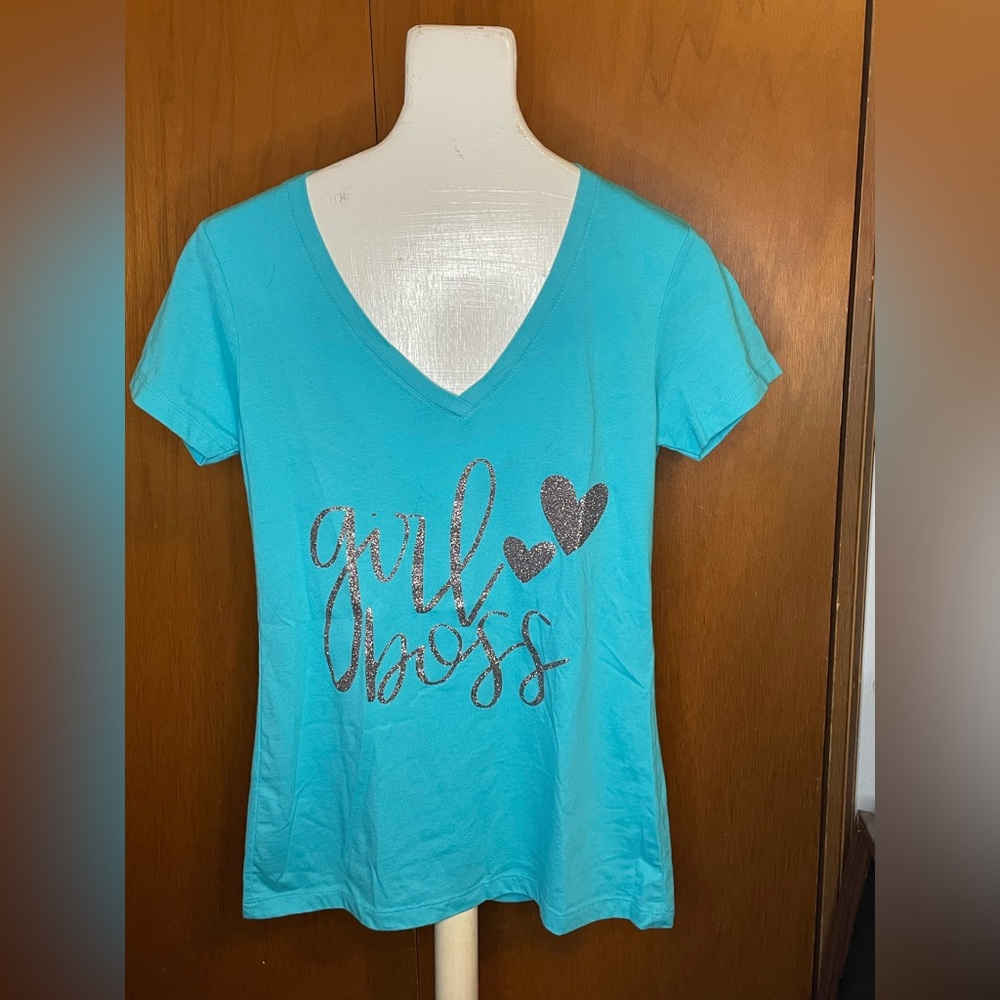 V neck T shirt